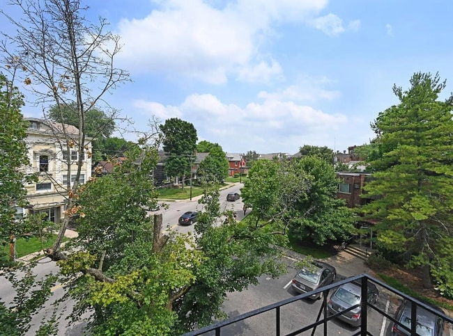 Photo - 3315 Jefferson Ave Unit 33