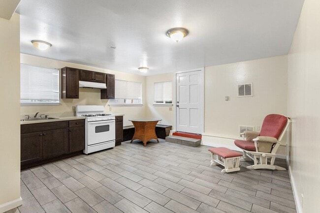 Photo - 1809 38th Ave