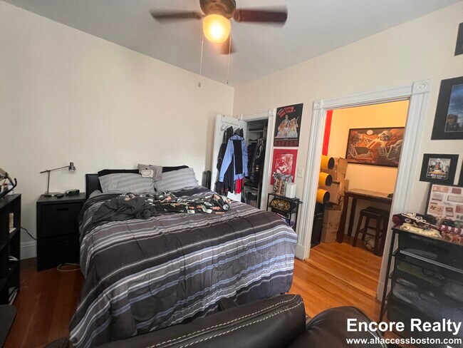 65 Park Dr Unit 17