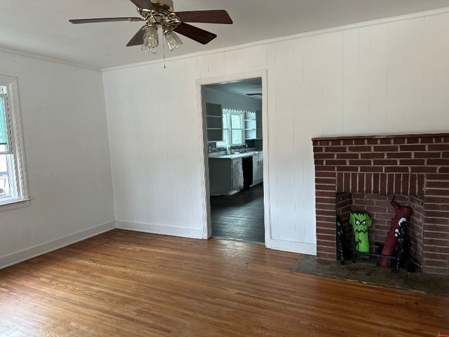 Building Photo - 151 Cherokee Rd Rental