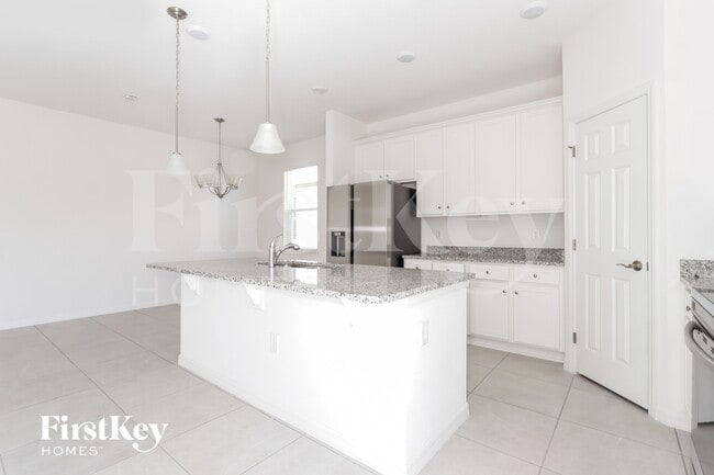 Photo - 519 Crown Rose Dr