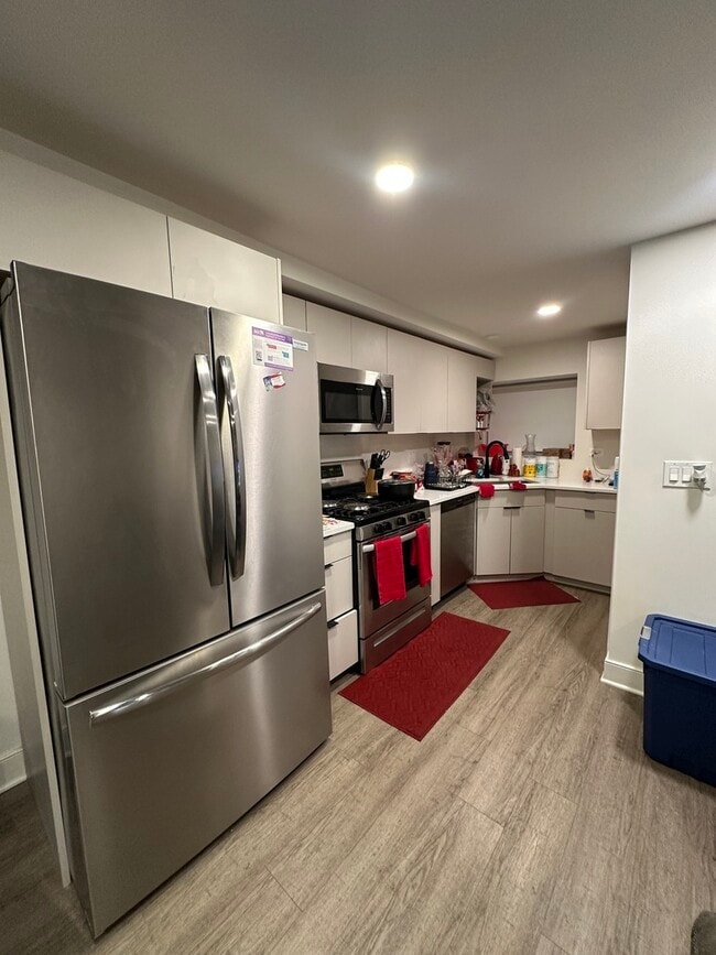 Photo - 2329 W Monroe St Unit LW