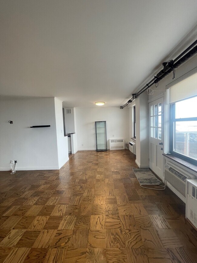 Photo - 50 Brighton 1st Rd Unidad 9K