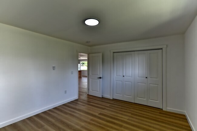 Photo - Everett Duplex