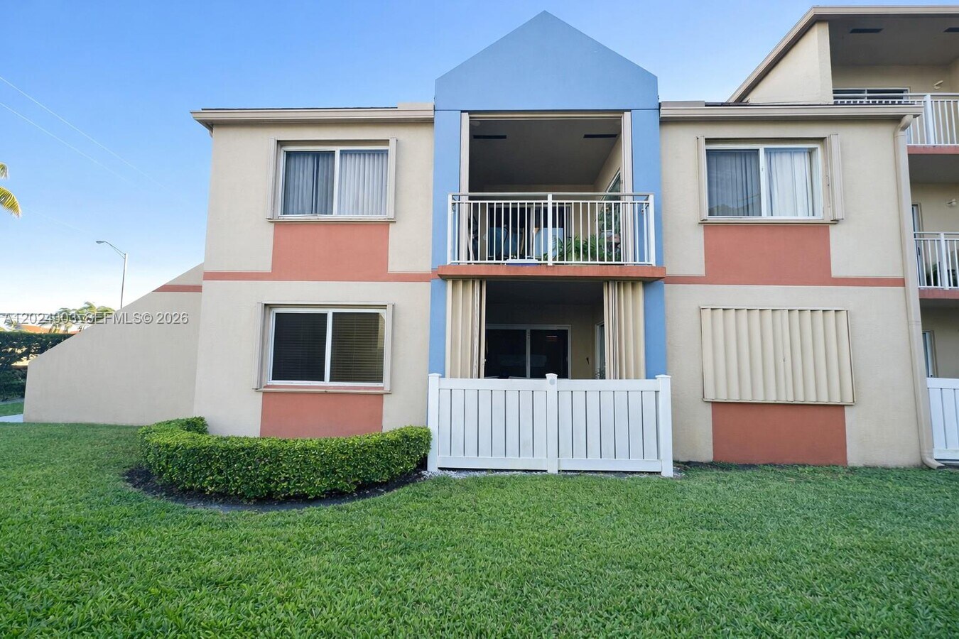 Photo - 18810 NW 57th Ave Unidad 102