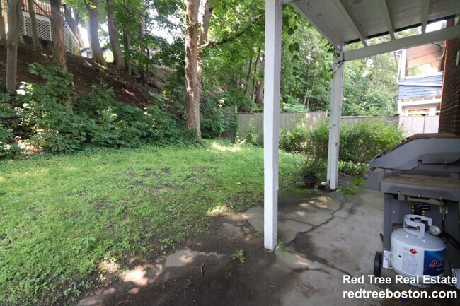 Photo - 86 Colborne Rd