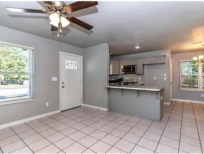 Photo - ARFAY TOWNHOMES AT W MOAN PLACE Unidad 581