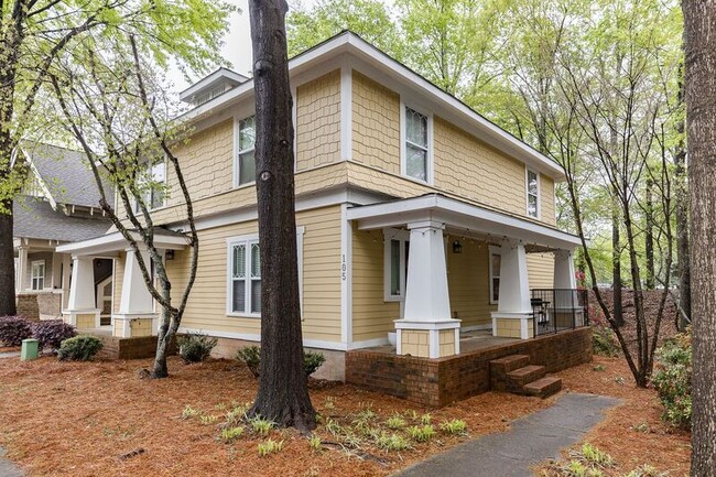 Building Photo - 490 S Barnett Shoals Rd Unit #105 Rental