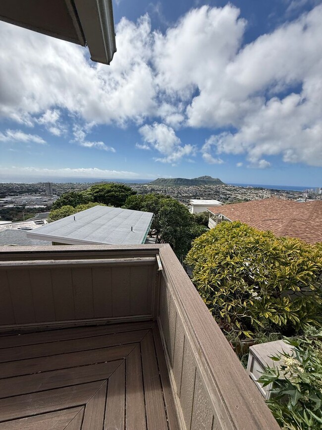 Photo - Luxury Hillside Home with Panoramic Kahala Beach Views – $8,000/month