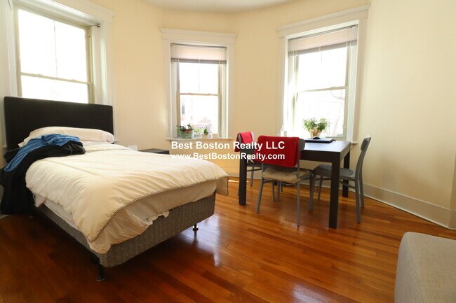 Photo - 91 Trowbridge St Unidad 2