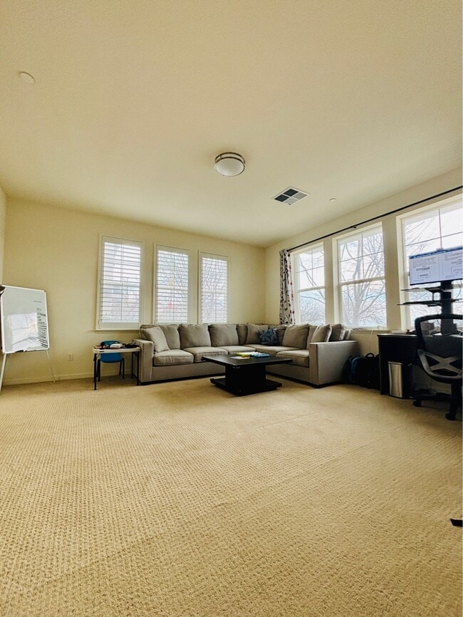 Photo - 2321 Central Pky