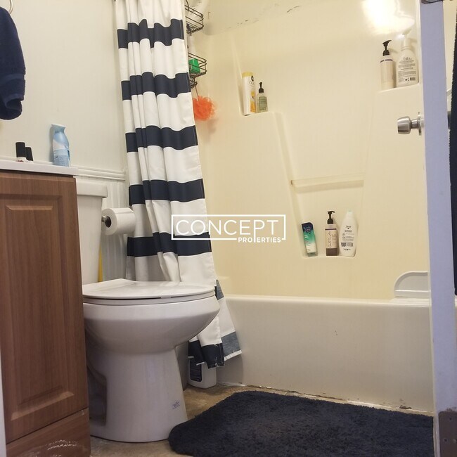 Building Photo - 712 Shawmut Ave Unit 4