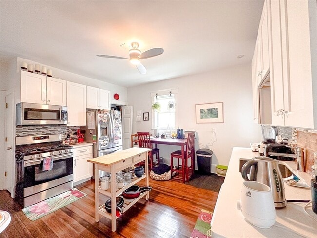 Photo - 35 Hillock St Unit 1