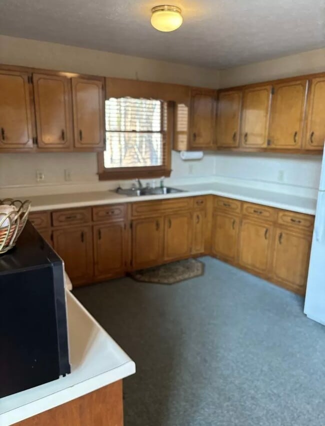 Photo - 417 Chalet Village Dr