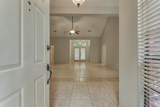 Photo - 2 Village Knoll Pl