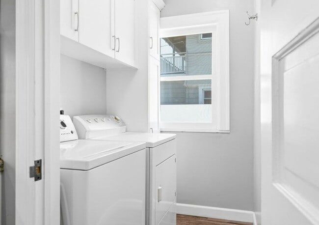 Photo - 921-923 30th Street Unit 921 30th Street