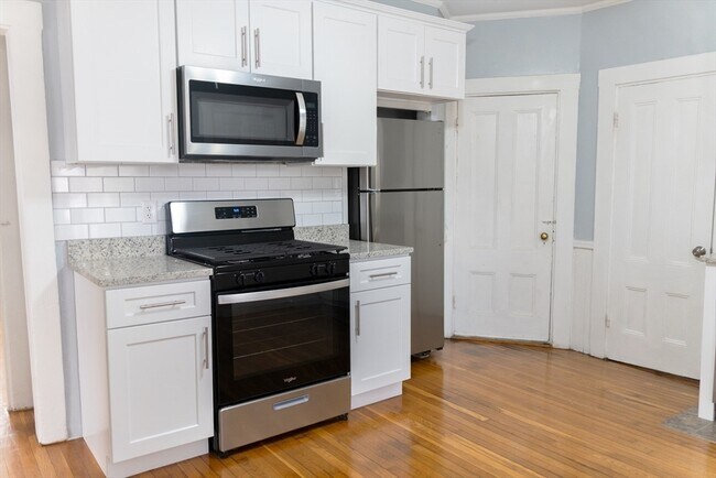 Photo - 87 Glendower Rd Unit 1