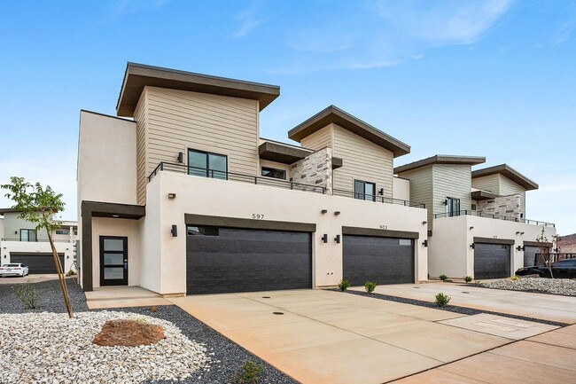 Building Photo - Brand New 3 Bedroom Home with Balcony View...