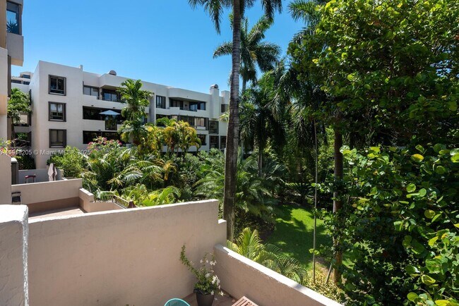 Photo - 141 Crandon Blvd Unit 235