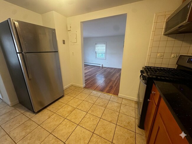 Photo - 87R Madison St Unidad 2R