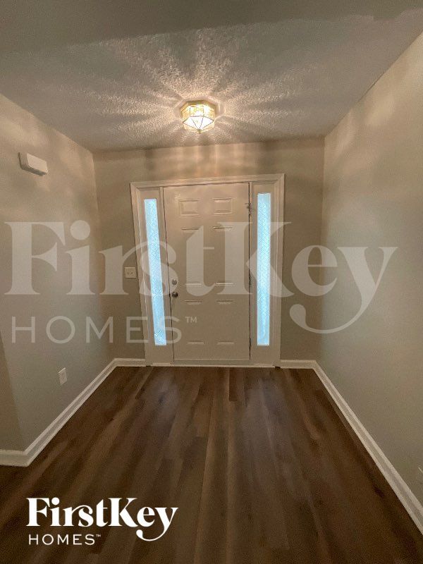 10306 Commons Crossing