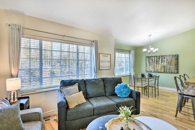 Photo - 2432 Glacier St Unit 2432 Glacier St  A