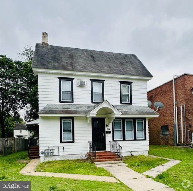 Building Photo - 212 W Broad St Rental