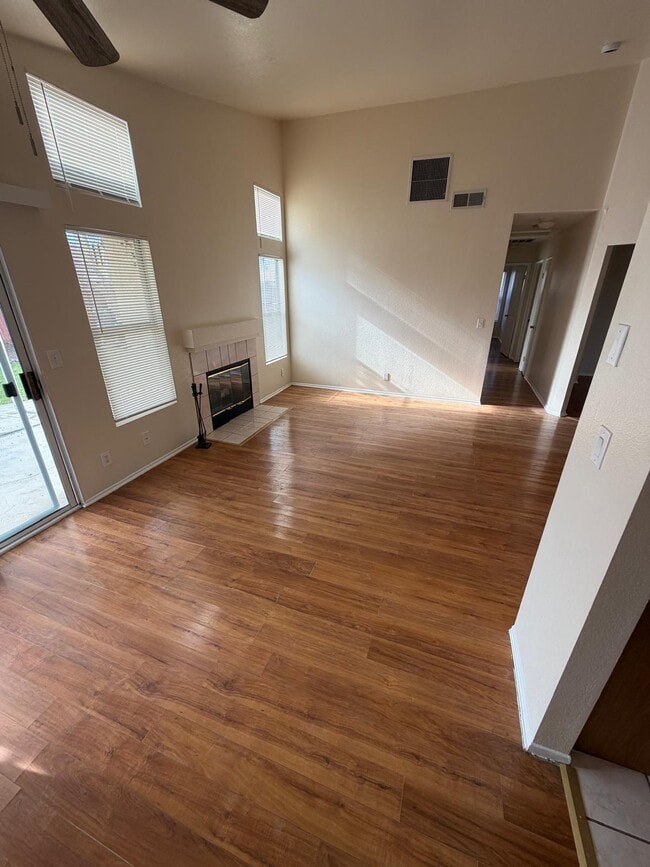 Photo - 3600 Banyon Ct