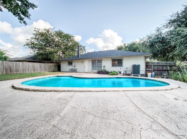 Photo - 6726 Grant Dr