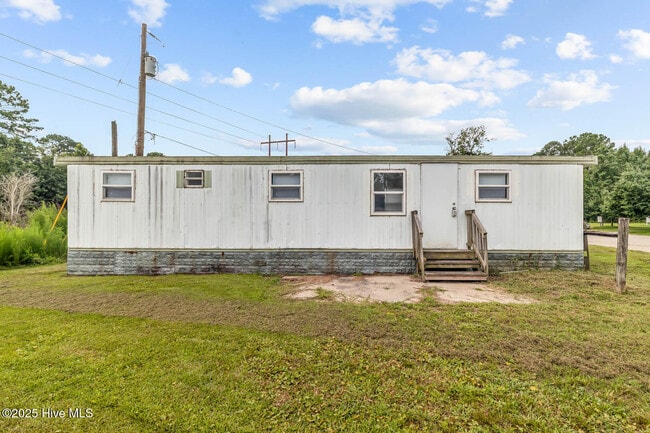 Building Photo - 1134 Old Maplehurst Rd Rental