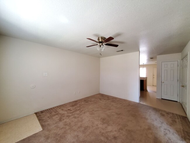 Photo - 3308 Hereford Ln Unit # B