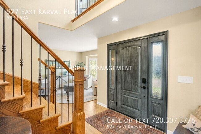 927 E Karval Pl