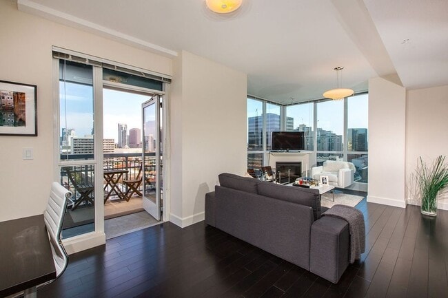 Photo - Fully Furnished, 2 bedrooms, 2 bath in the...