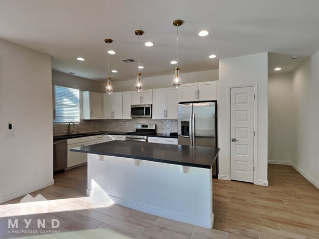 Photo - 9959 W Whitton Ave