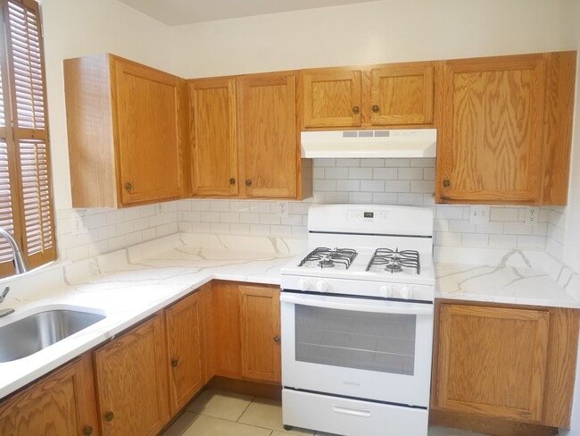 Photo - Spacious 3 Bedroom End Unit- Baltimore, MD
