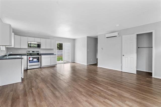 Photo - 7570 Double Bridge Rd