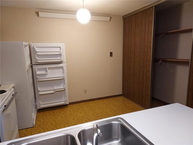 Photo - 150 Wayne St Unit 7