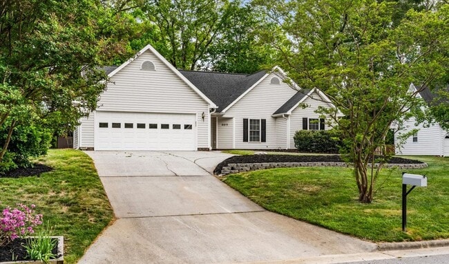 Building Photo - Coming Soon! Single Story Rental in Jamestown's Colony Park!