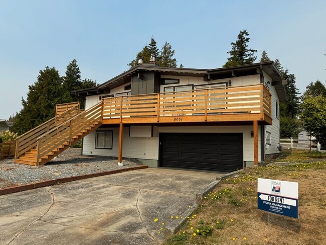 Building Photo - 8031 Kispiox Rd