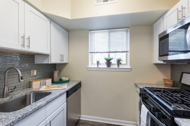 Photo - Glen Mar Apartment Homes