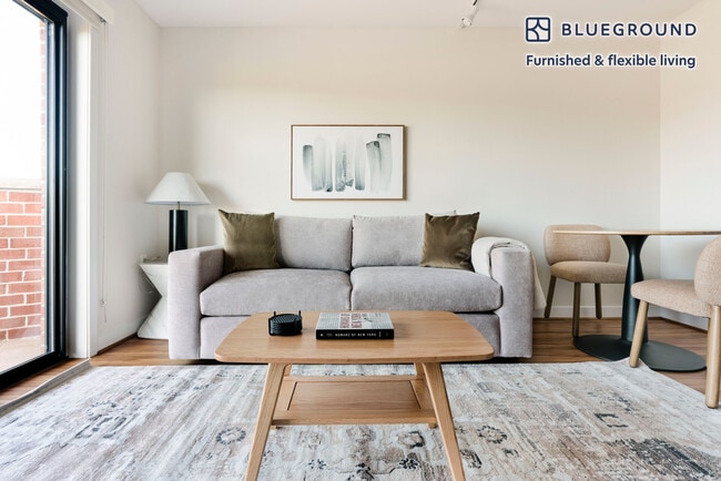 Photo - 2500 Clarendon Blvd Unidad FL8-ID1167