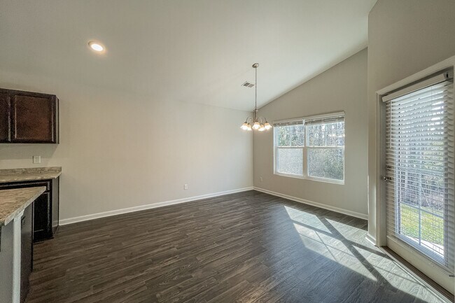 Photo - 1127 Autumns Wood Cir E