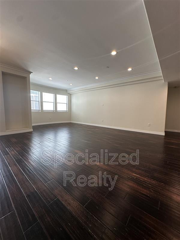 Photo - 10921 Whipple St Unit 303