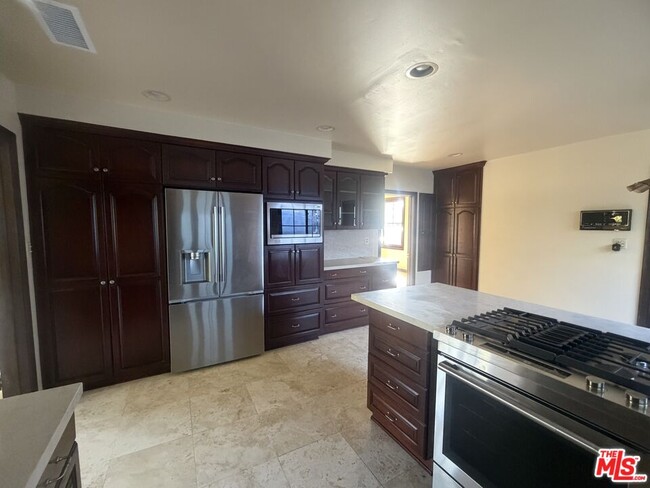 Photo - 5867 W 75th St