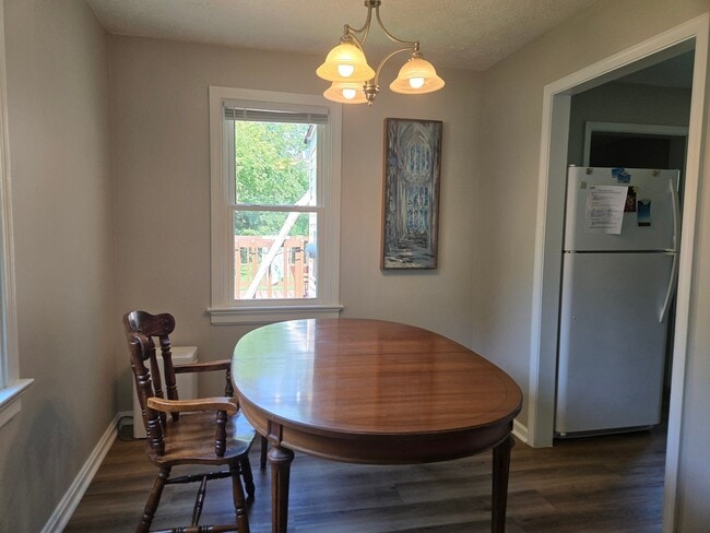 Photo - 1115 Stewart Dr
