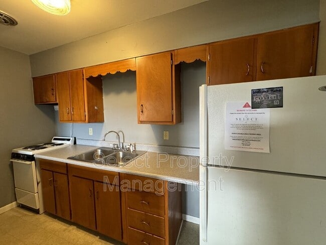 Photo - 7608 Bluffton Rd Unit apt 3