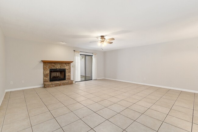 Photo - 3724 54th Ln