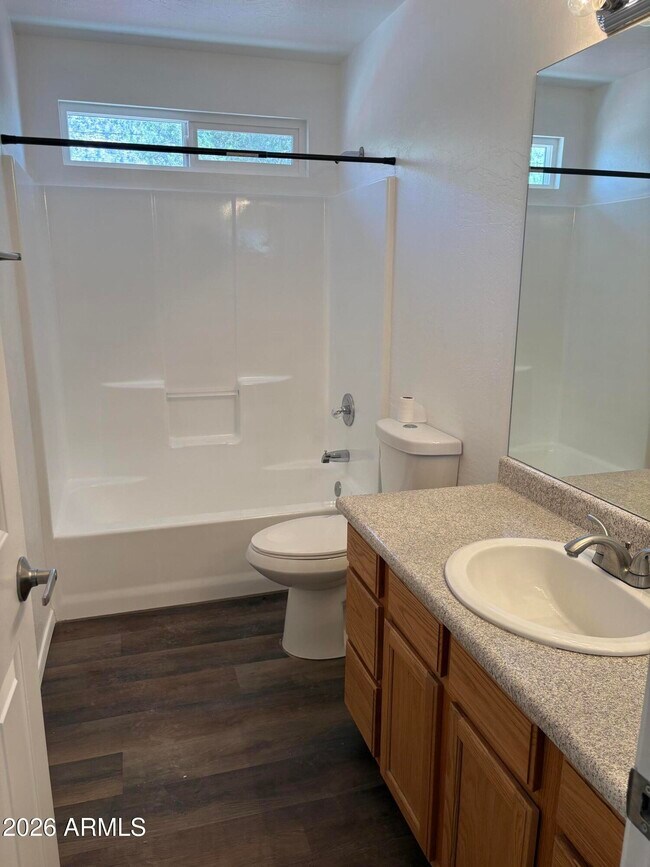 Photo - 4690 Monument Way