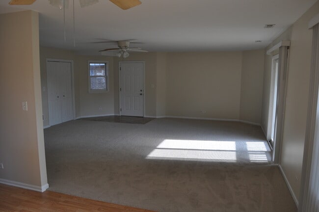 Photo - 223 S Rush St Unit 2D