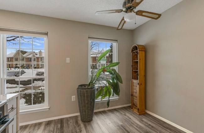 Photo - 1407 Doolittle Dr